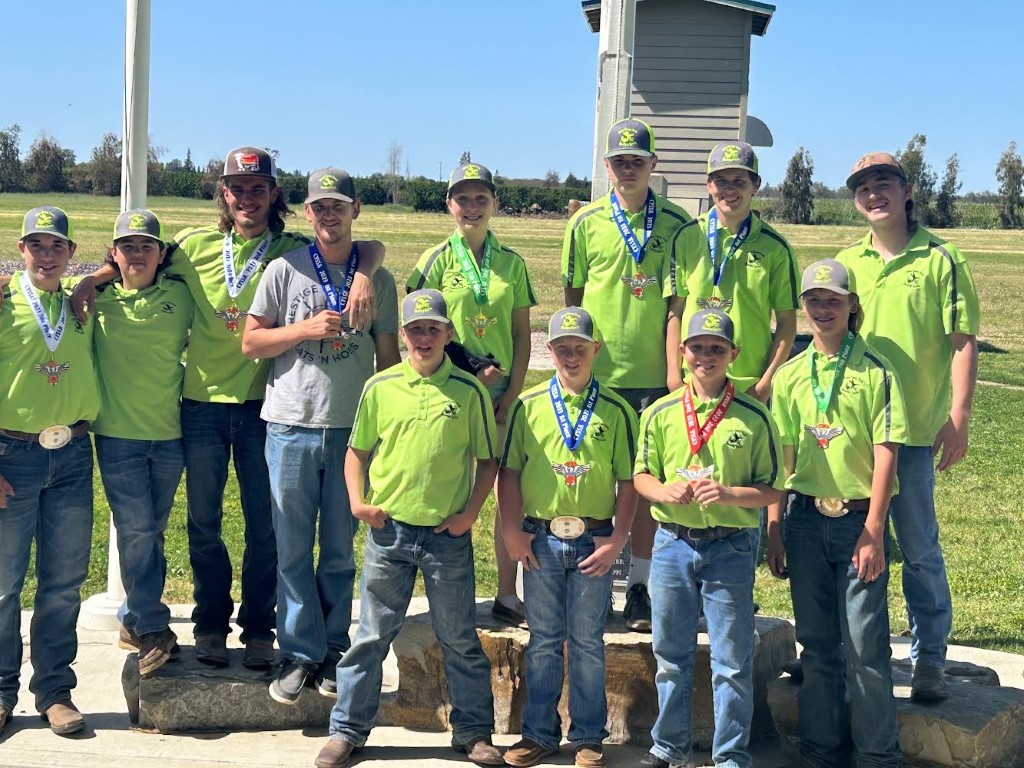 Colusa County Pioneer Review Colusa Ducks Skeet Team