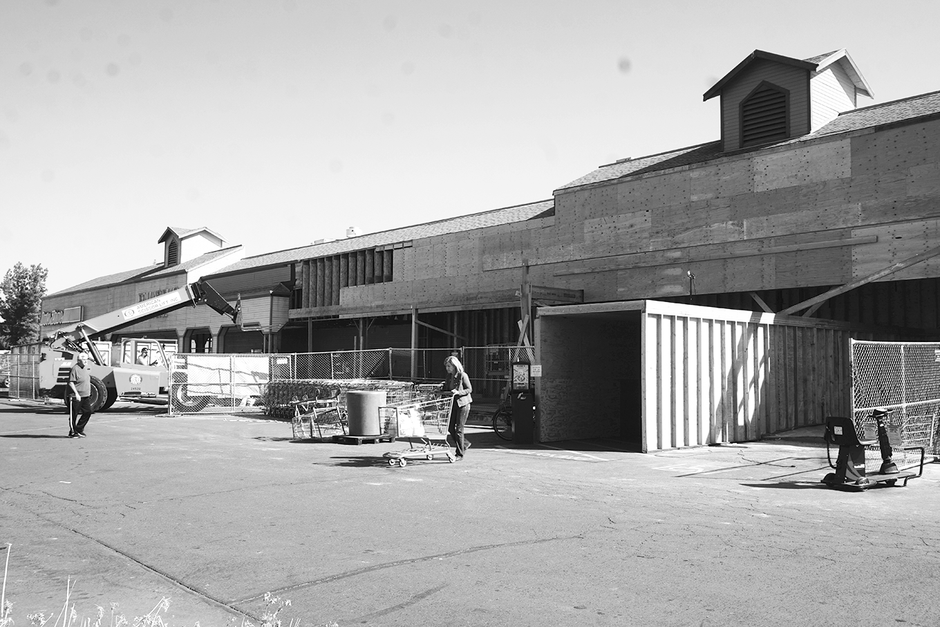 Colusa County Pioneer Review Sav Mor Getting New Look