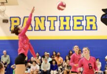 Maxwell Volleyball Fends Off Williams